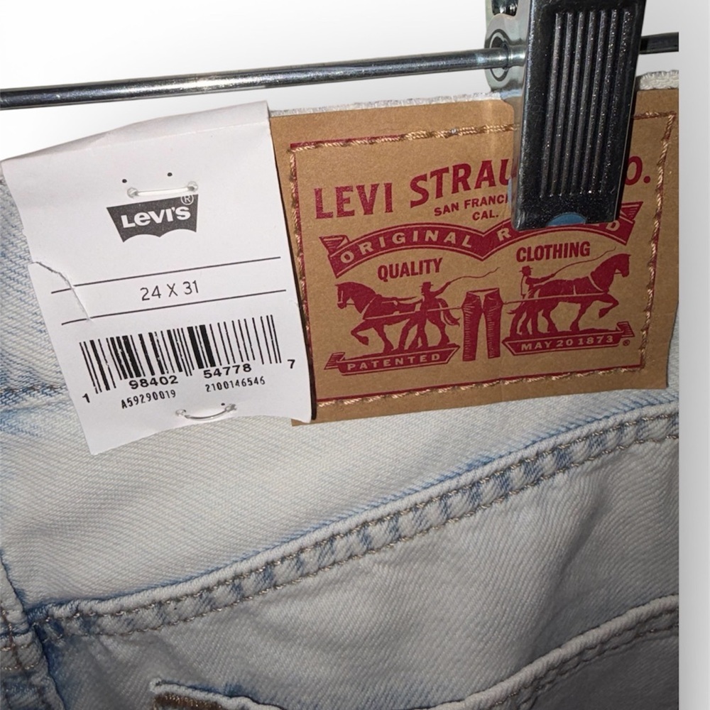 Levi’s Women’s ‘94 Baggy Wide-Leg Jeans - Picture 5 of 5
